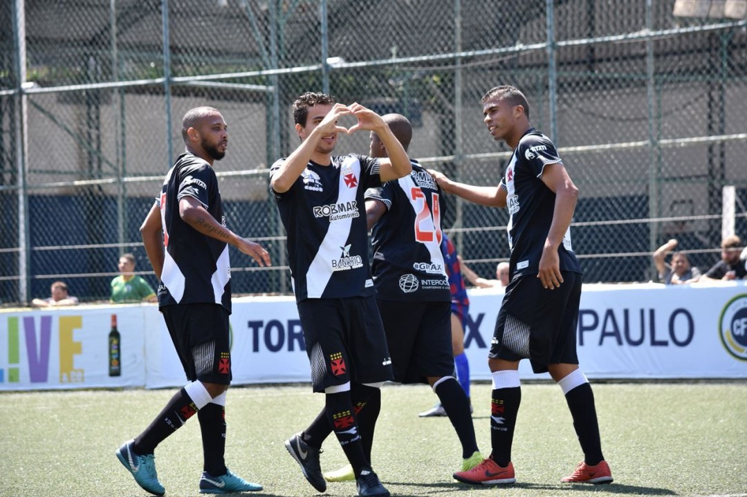 DE VIRADA, VASCO VENCE O MADUREIRA E ESTá NA DECISãO