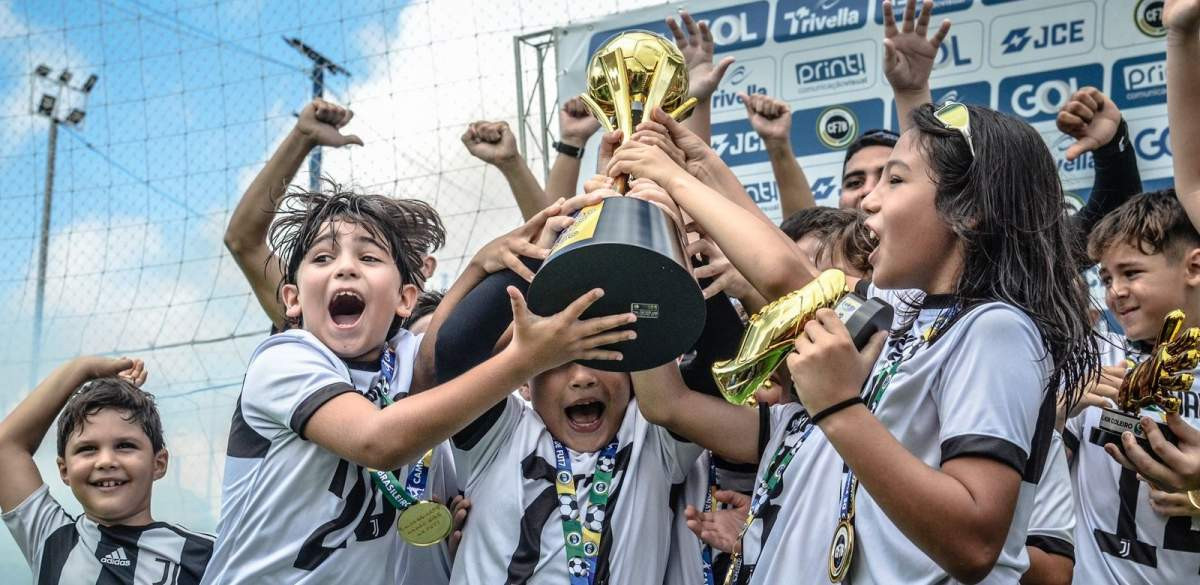 O JUVENTUS ACADEMY (CE) É O CAMPEÃO DO BRASILEIRO DE BASE SUB-9!